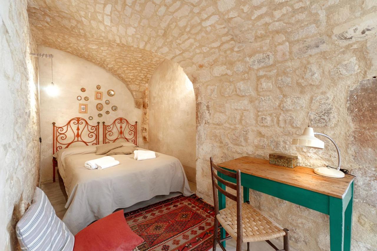 Dammusi Beneventano Apartment Scicli
